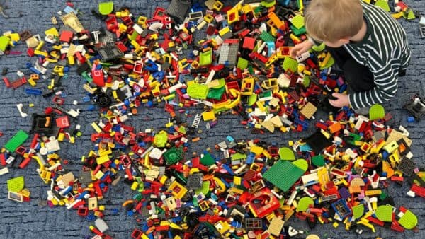 KOCKABARĂTOK LEGO TĂBOR